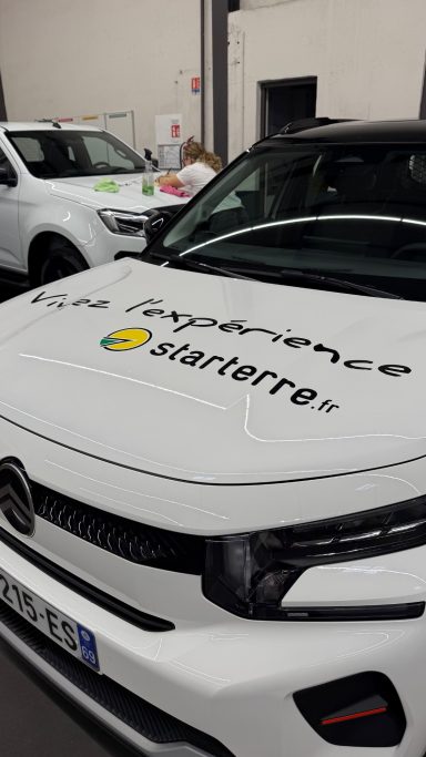 Lettrage découpé véhicule -  Starterre Saint-Fons